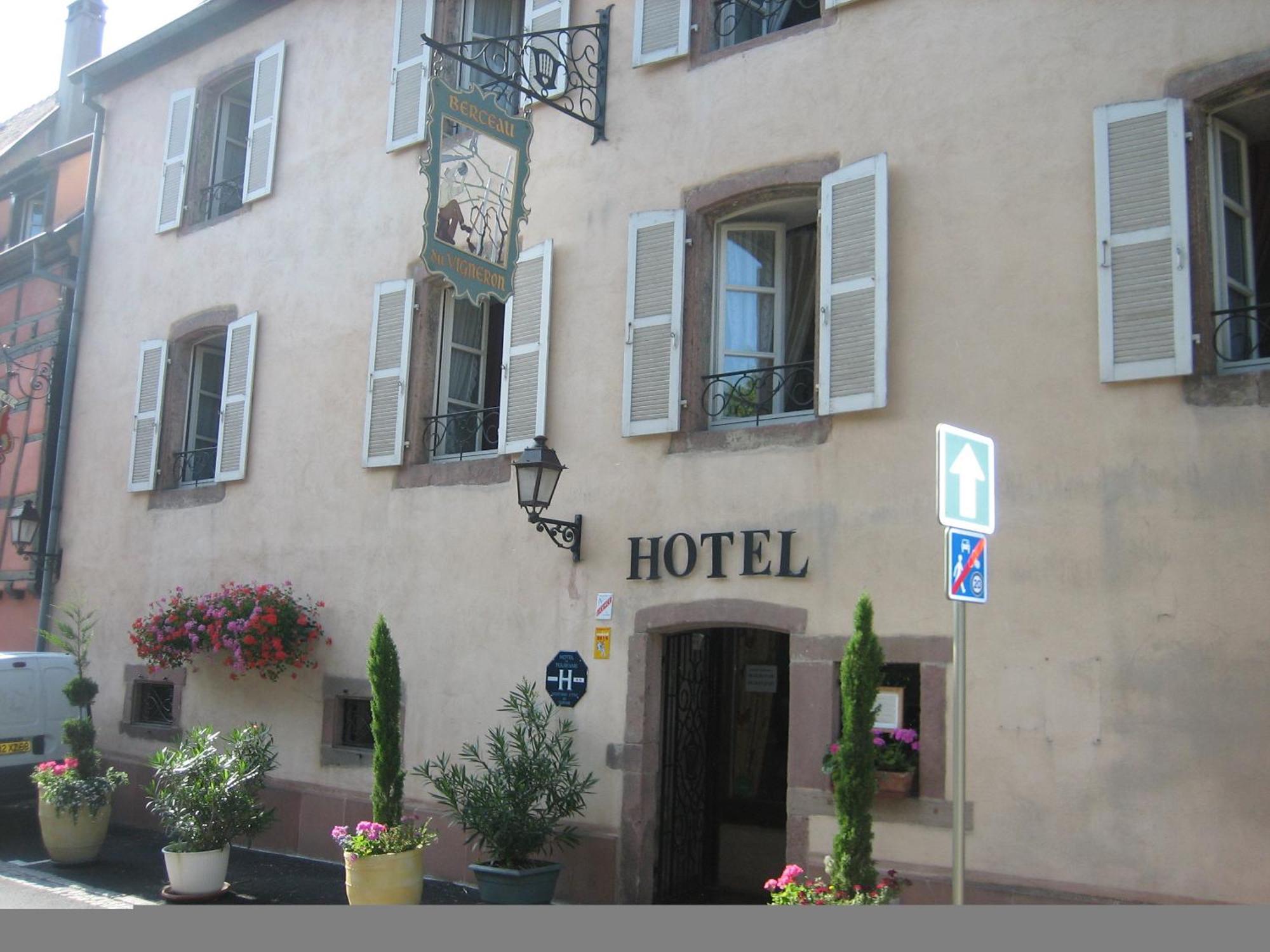 Hotel Berceau Du Vigneron Turckheim Exterior photo